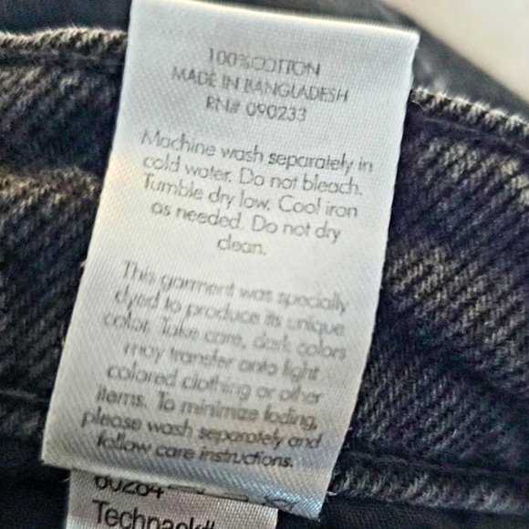 PacSun High Rise Straight Distressed Black Button Fly Jeans  Raw Hem Size 24 EUC - Picture 5 of 11